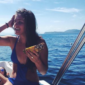 Meet your Posher, Sivan